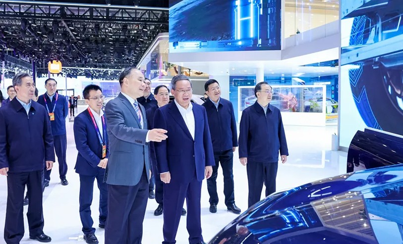 李强在2024北京国际汽车展览会调研时强调 大力发展智能网联新能源汽车 促进汽车产业高端化智能化绿色化升级