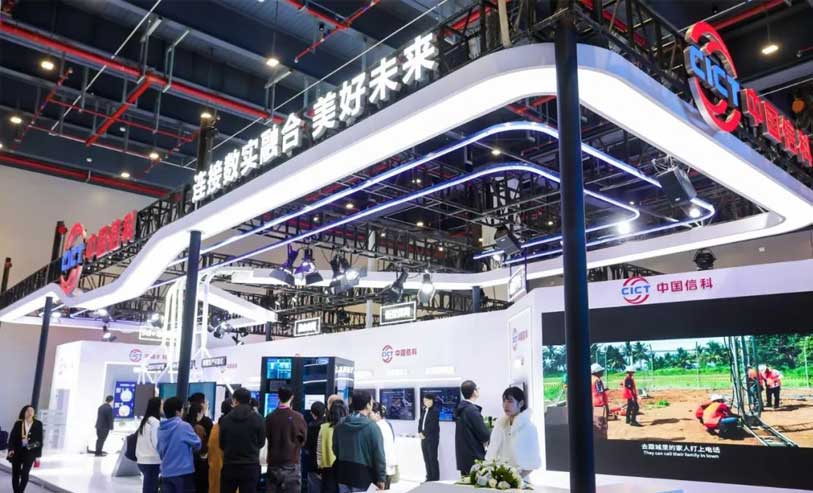 5G+车联网站“C位”,数实相融推动智能网联汽车“加速跑”