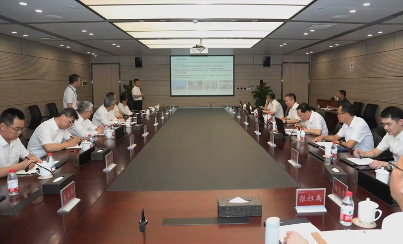 中汽中心党委书记、董事长安铁成到访中国信科集团